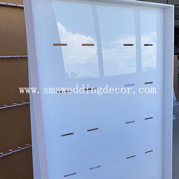 champagne wall for wedding