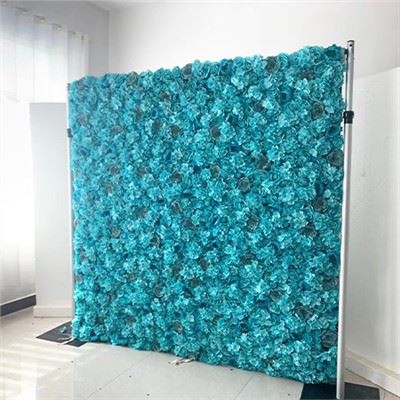 Tiffany blauwe bloemenmuur