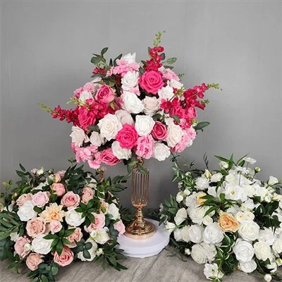 Roze en witte centerpieces voor bruiloften